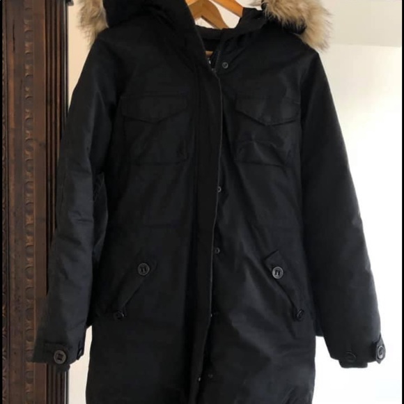 Aritzia Community Paradigm Park Parka small - Picture 3 of 10